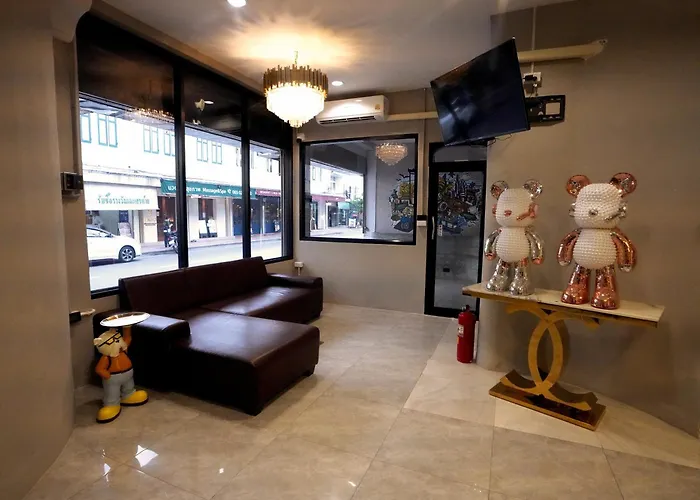 Phraya Hostel Bangkok