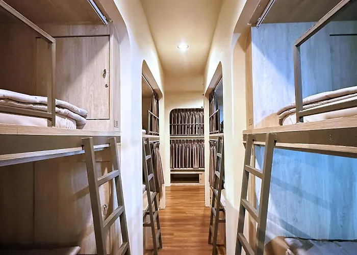 Hostel Phraya